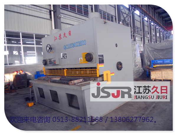 QC11Y-30X2500�lʽ����C